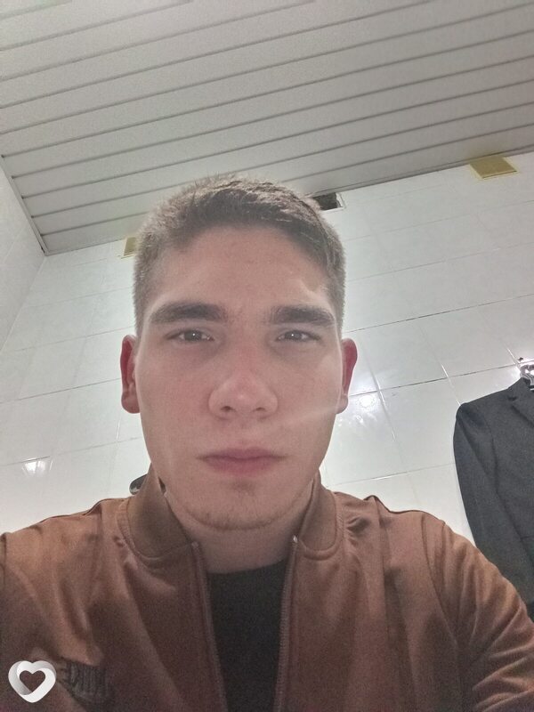 Григорий, 21, Кургане — анкета №2032225