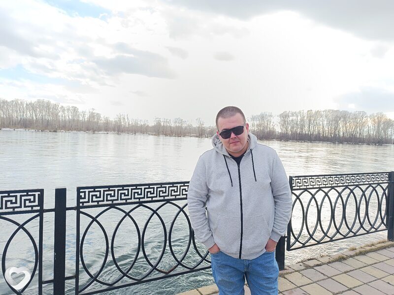 Артем, 34, Усть-Каменогорск — анкета №2032832