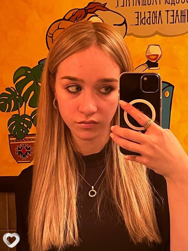 Анна, 19, Самаре — анкета №2032658