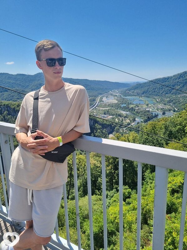 Никита, 22, Крымске — анкета №2032795