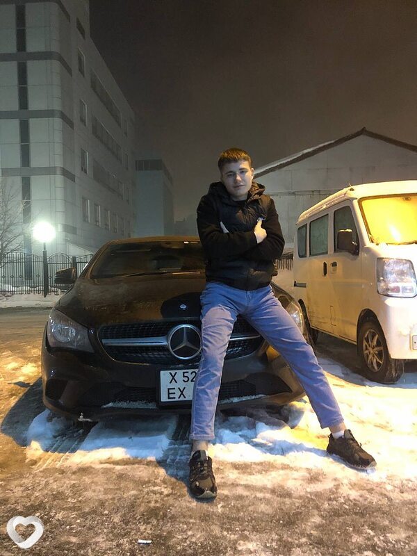 Дмитрий, 19, Южно-Сахалинске — анкета №2032701
