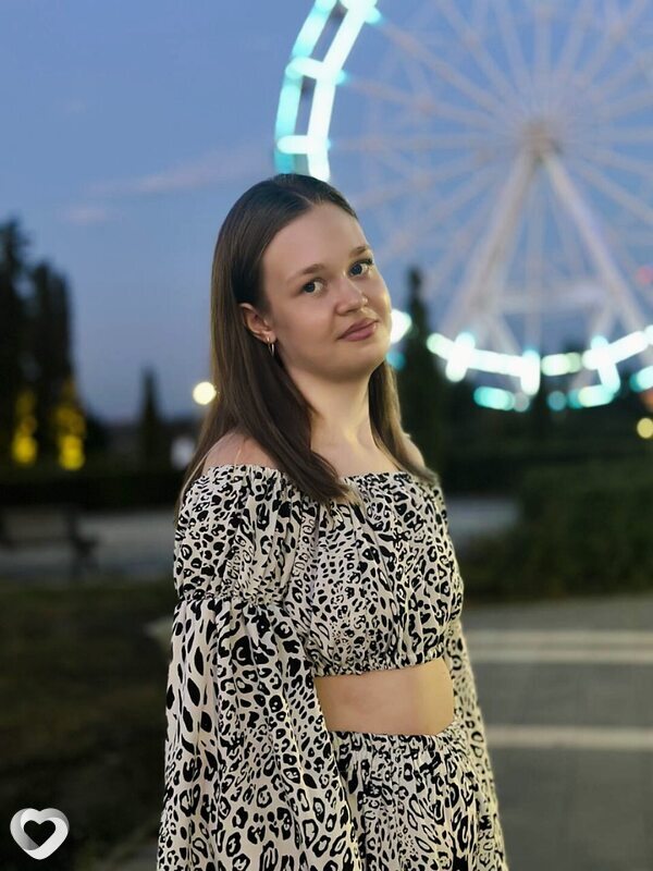 Алина, 20, Камышине — анкета №2033360