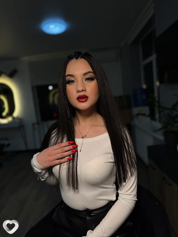 Изабель, 20, Астане — анкета №2033176