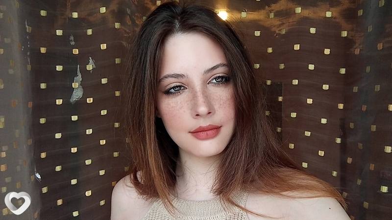Даша, 19, Бийске — анкета №2033236