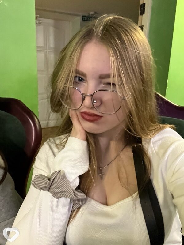 Олександра, 20, Житомире — анкета №2034446