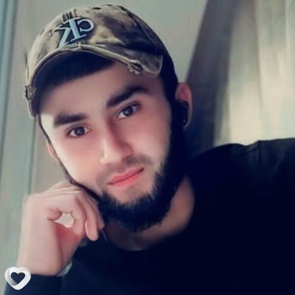 Амир, 22, Ярославле — анкета №2033833