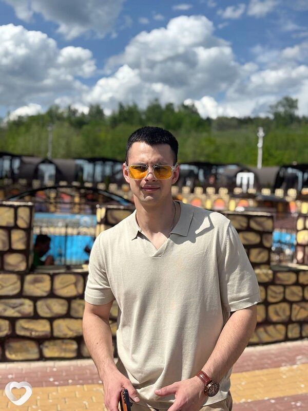 Артем, 28, Вологде — анкета №2033704
