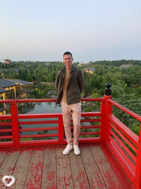 Вадим, 21, Краснодаре — анкета №2035959