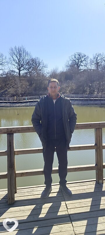 Юрий, 36, Саратове — анкета №2035660