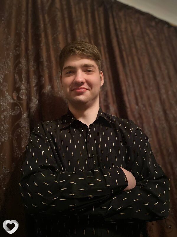 Юрій, 23, Николаеве — анкета №2035283