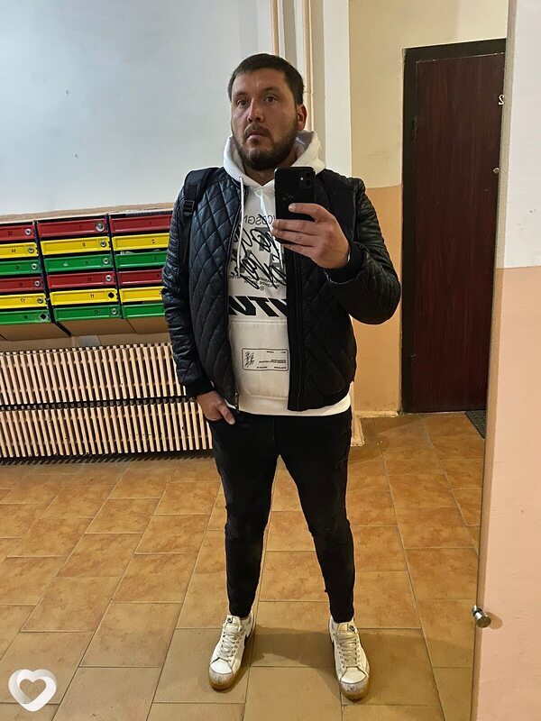 Артем, 35, Железногорске — анкета №2035425