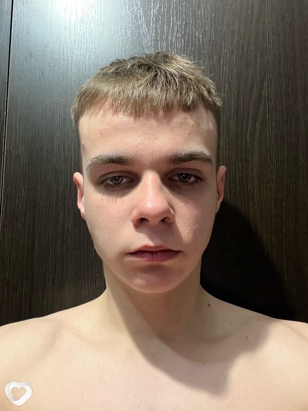 Андрей, 21, Гомеле — анкета №2036172