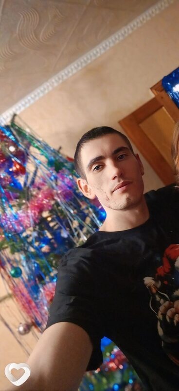 Иван, 28, Новоалтайске — анкета №2036524