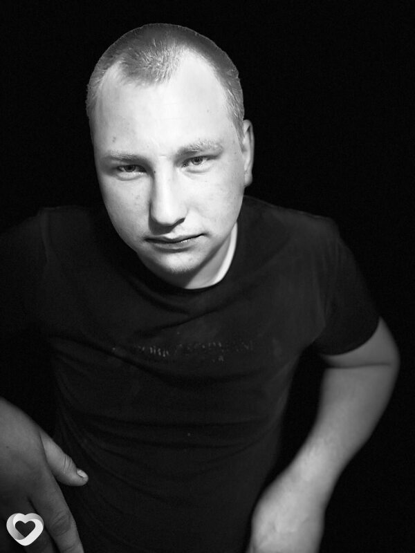 Стас, 26, Губкине — анкета №2036592