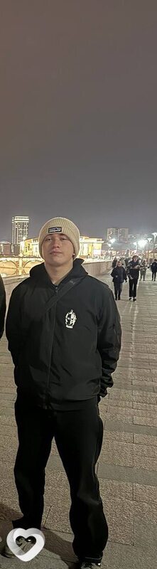 Данил, 20, Москве — анкета №2037051