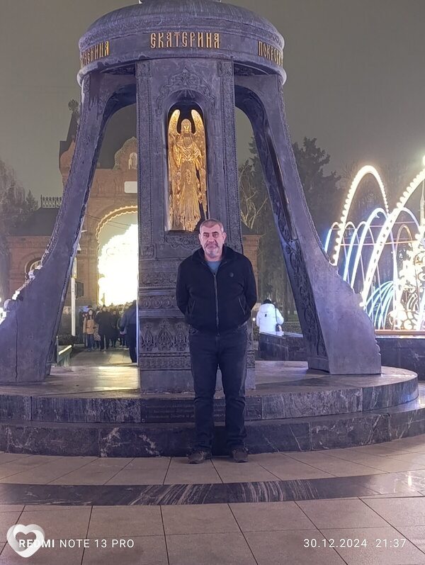 Сам, 46, Краснодаре — анкета №2037214