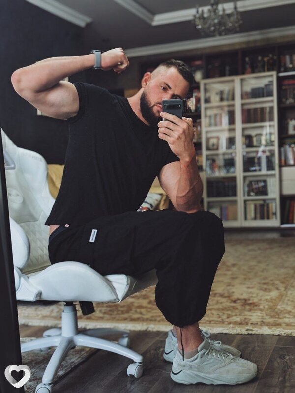 Александр, 31, Томске — анкета №2037222