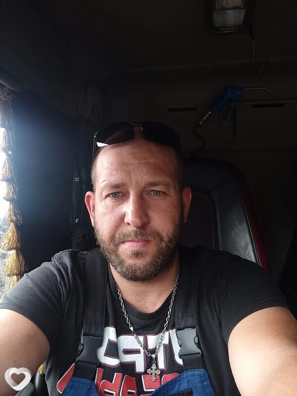 Олег, 44, Искитиме — анкета №2037374
