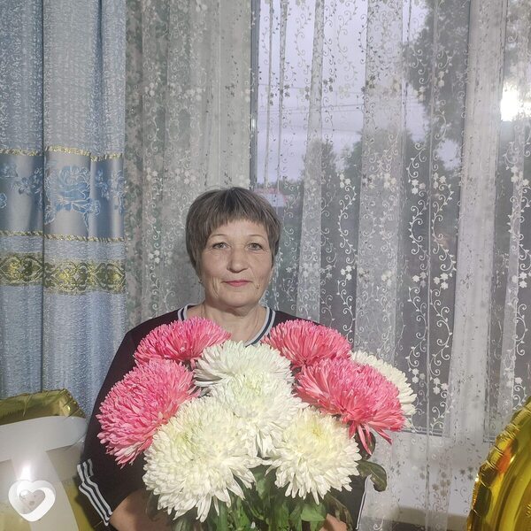 Валентина, 61, Южно-Сахалинске — анкета №2037376