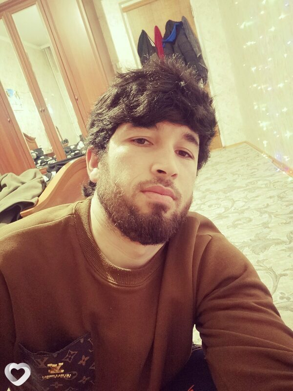 Миша, 25, Москве — анкета №2037486