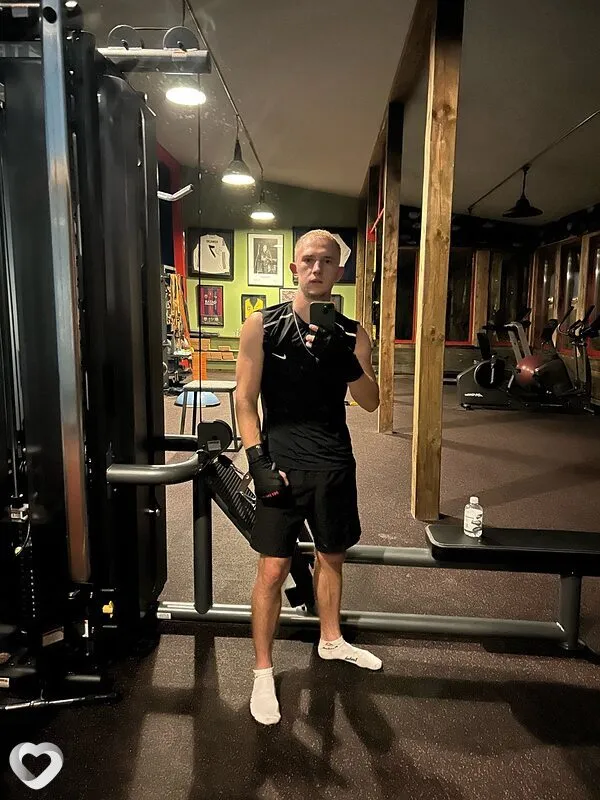 Алексей, 24, Барнауле — анкета №2037834