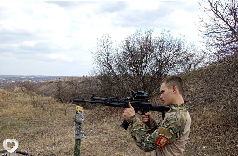 Максим, 21, Воронеже — анкета №2037746
