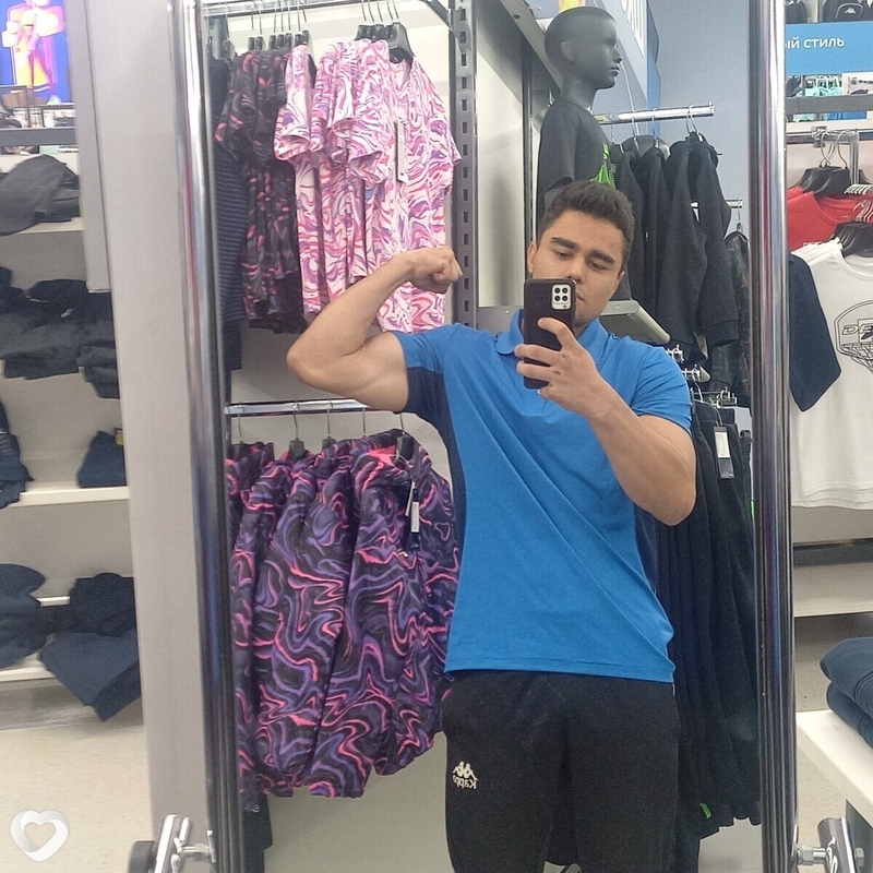 Михаил, 21, Ангарске — анкета №2037755