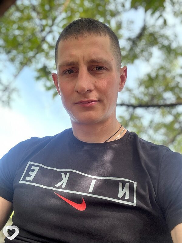 Артём, 30, Юрге — анкета №2037800