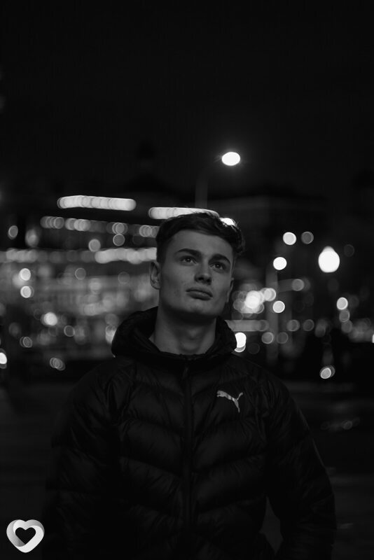 Артём, 20, Москве — анкета №2038683