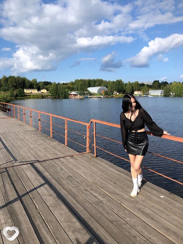 Инна, 19, Екатеринбурге — анкета №2038311