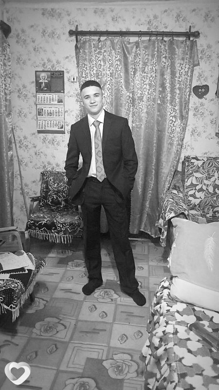 Влад, 19, Чечерске — анкета №2038593