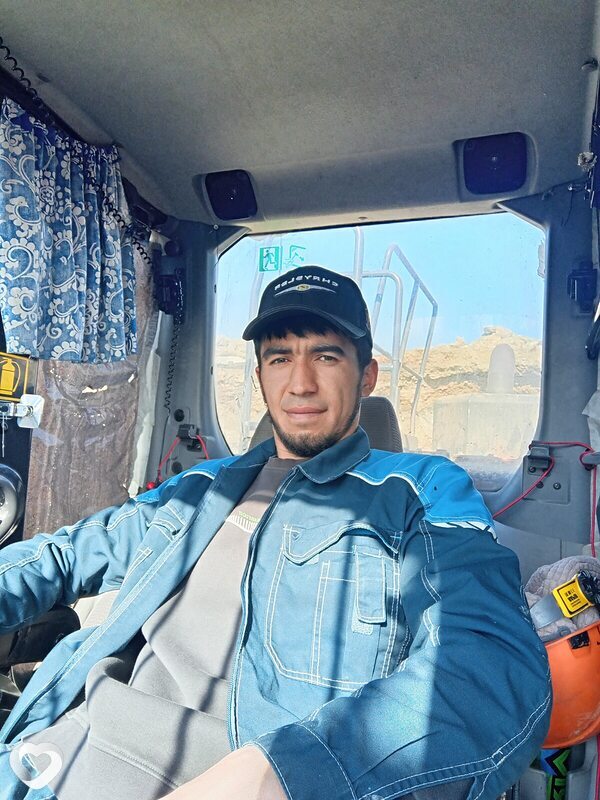 Рузибек, 29, Улан-Удэ — анкета №2038389