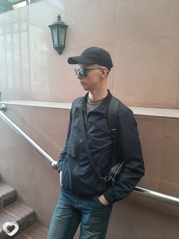 Михаил, 20, Чите — анкета №2039292