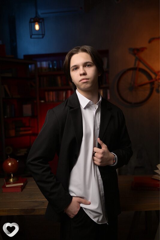 Евгений, 19, Москве — анкета №2039297