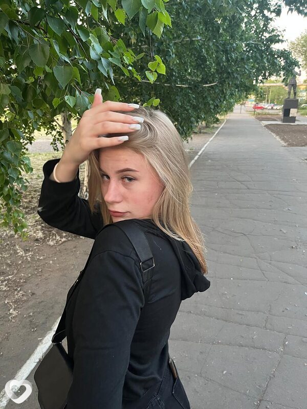 Лиза, 21, Славгороде — анкета №2039302