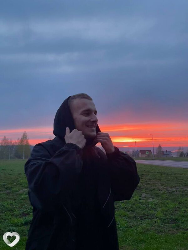 Артём, 22, Москве — анкета №2039627
