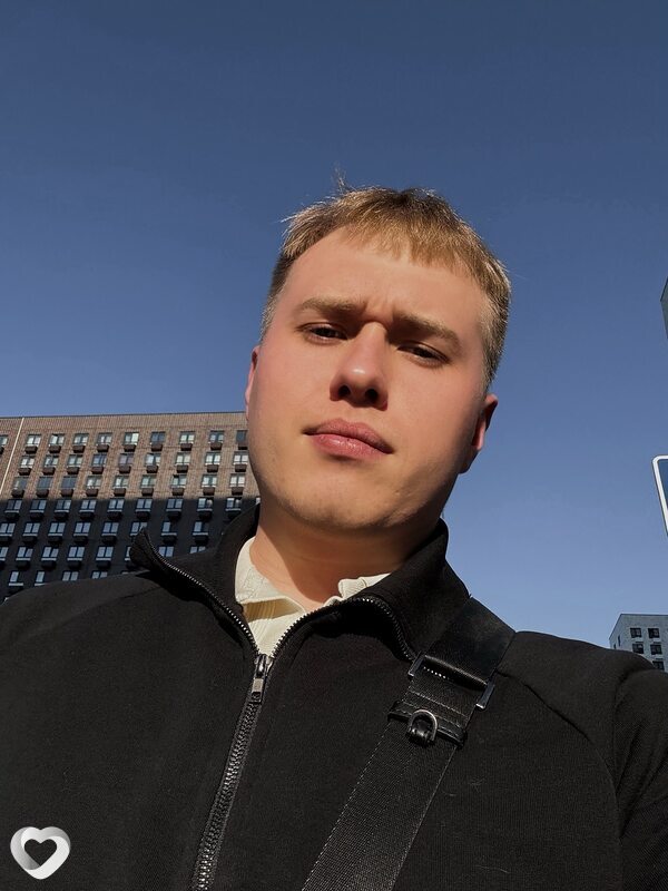 Илья, 22, Москве — анкета №2040213