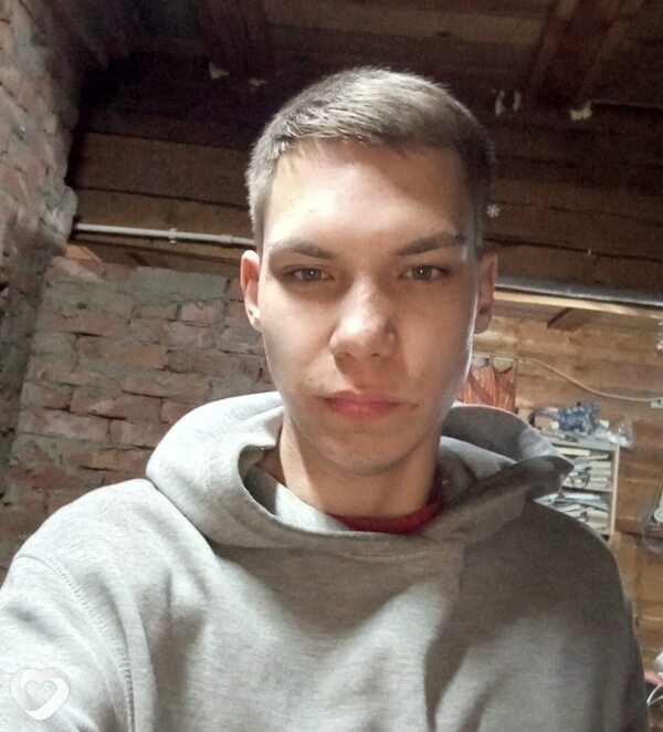 Глеб, 19, Улан-Удэ — анкета №2039435