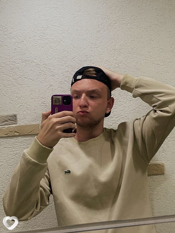 Вадим, 19, Красноярске — анкета №2039970
