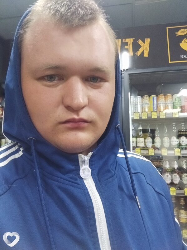 Юрий, 23, Саратове — анкета №2040559