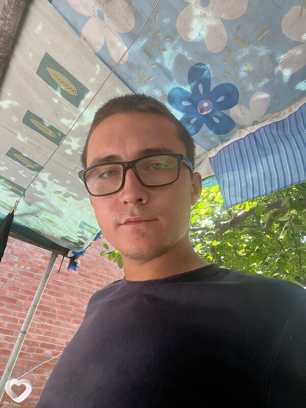 Виталий, 26, Мариуполе — анкета №2041054