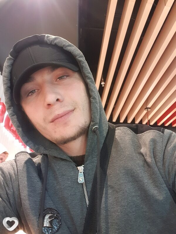 Адам, 27, Москве — анкета №2041293
