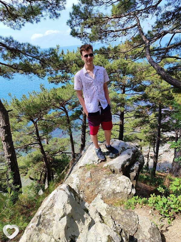 Александр, 21, Краснодаре — анкета №2041351