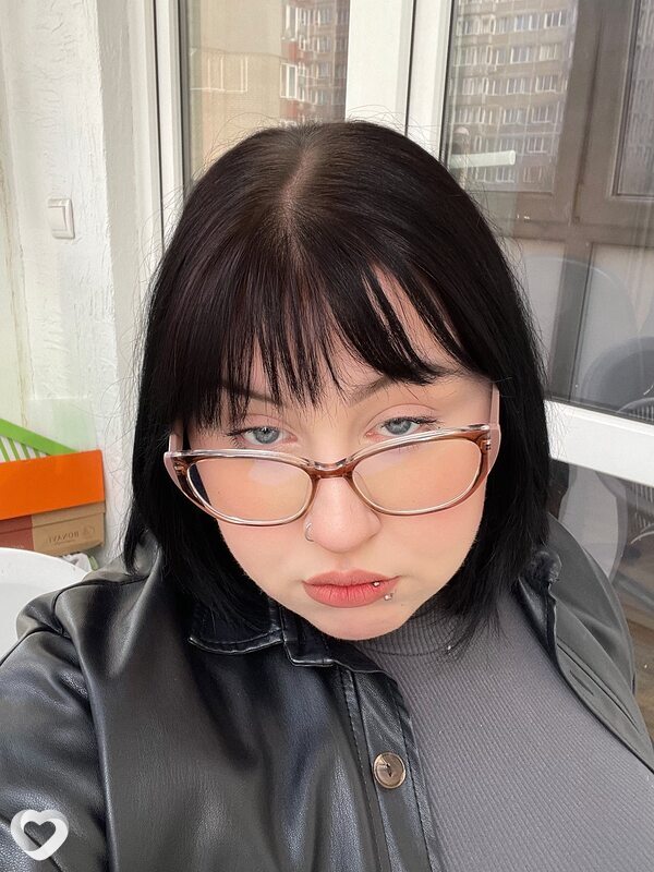 Полина, 20, Омске — анкета №2041352