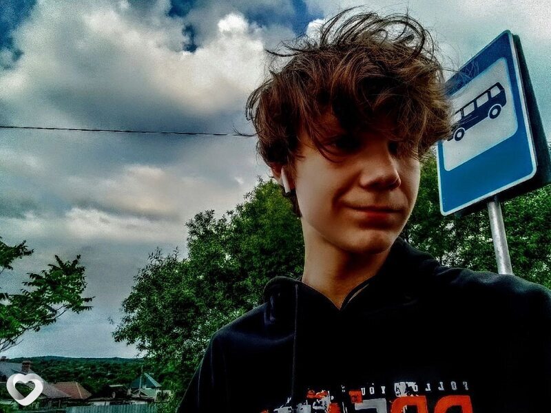 Антон, 19, Хабаровске — анкета №2041786