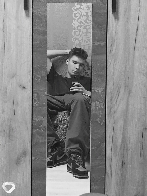 Александр, 20, Сочи — анкета №2042068