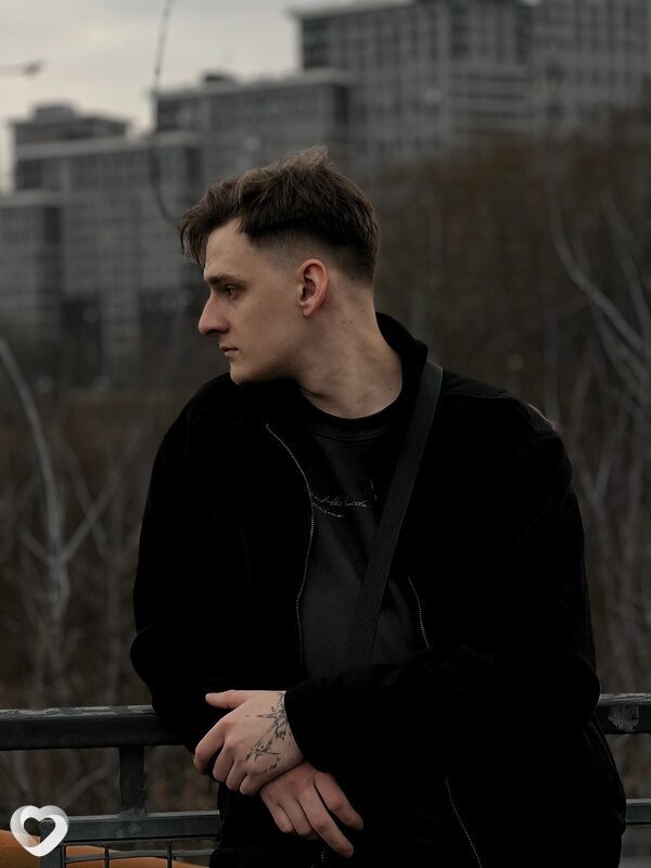Антон, 19, Рязани — анкета №2042903