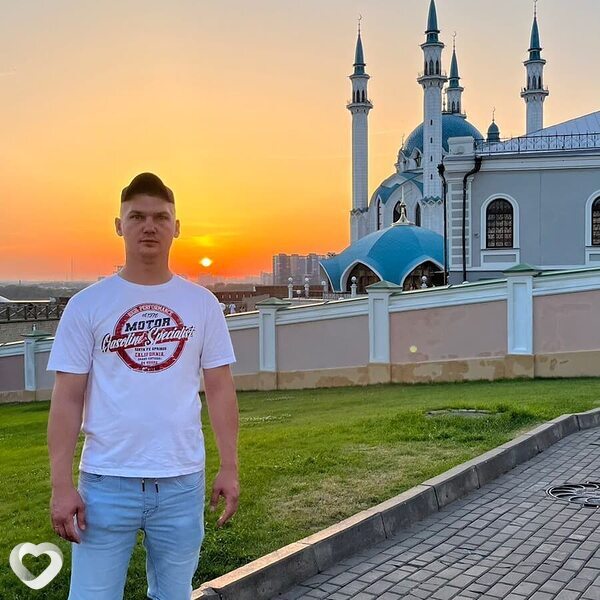 Дмитрий, 29, Оренбурге — анкета №2043281