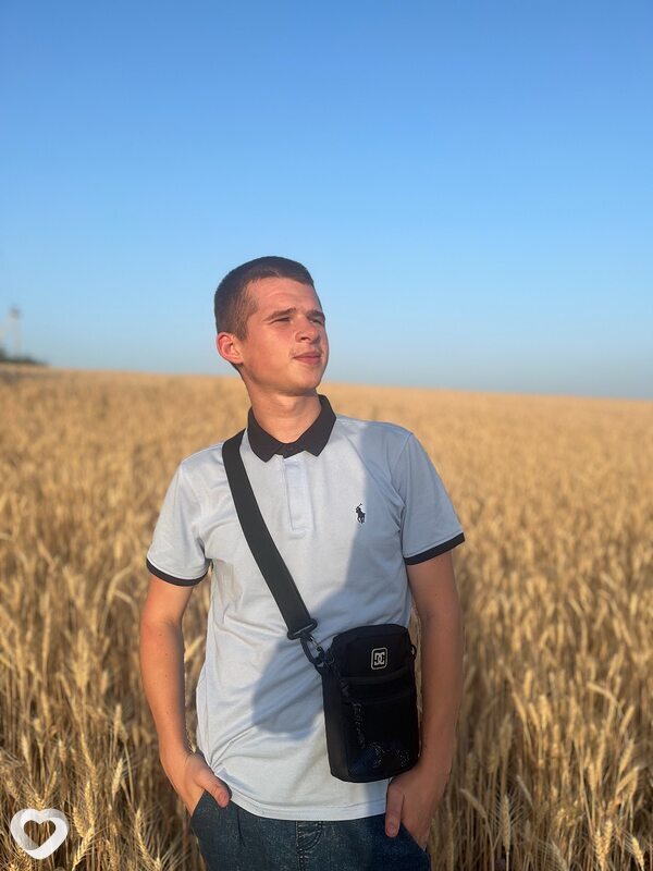 Данила, 23, Жигулевске — анкета №2043312