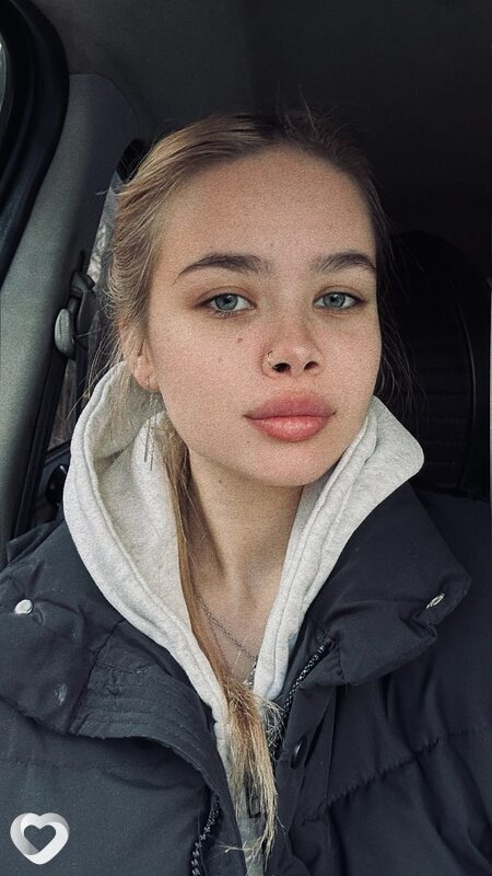 Анна, 21, Партизанске — анкета №2043606